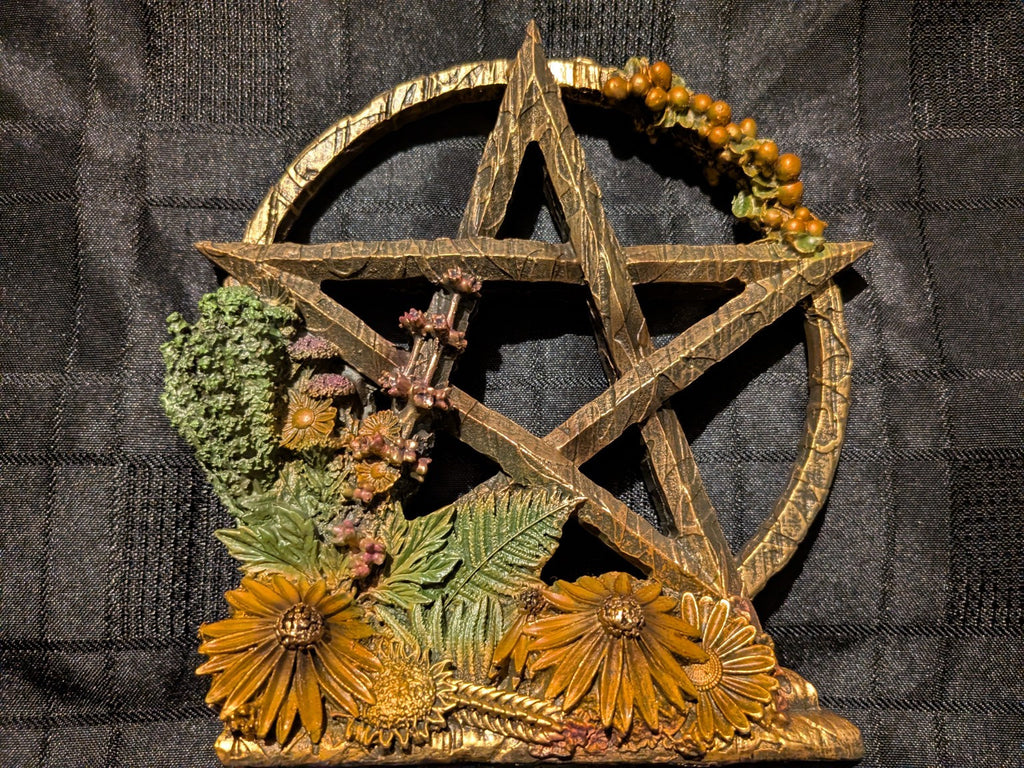 Nemesis Now Litha Summer pentagram, full front view with gold daisies and greenery