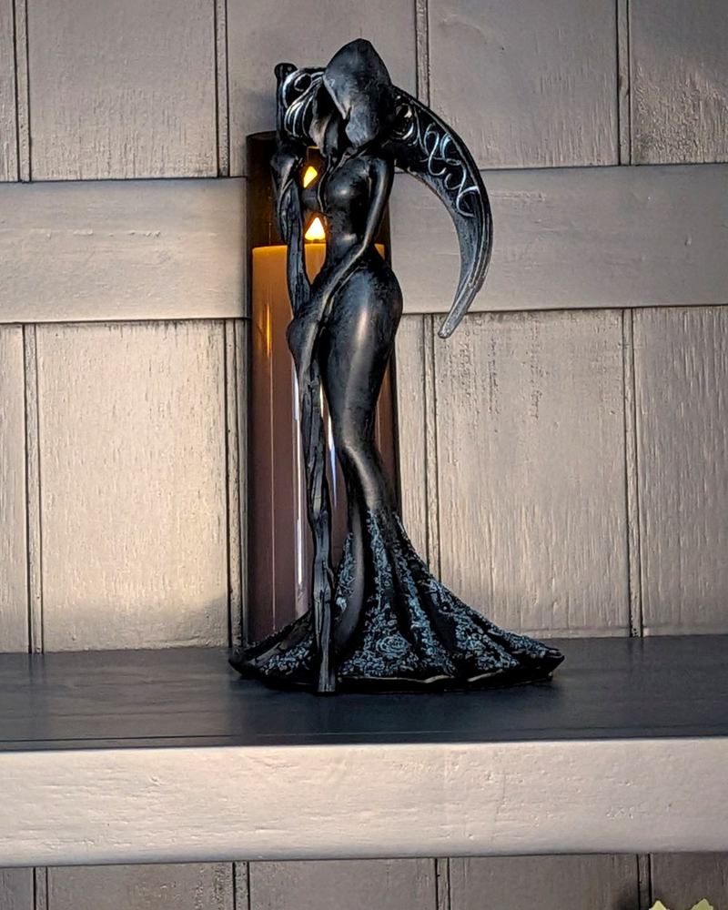 Take My Soul Winged Reaper Figurine 23.5cm — detailed view